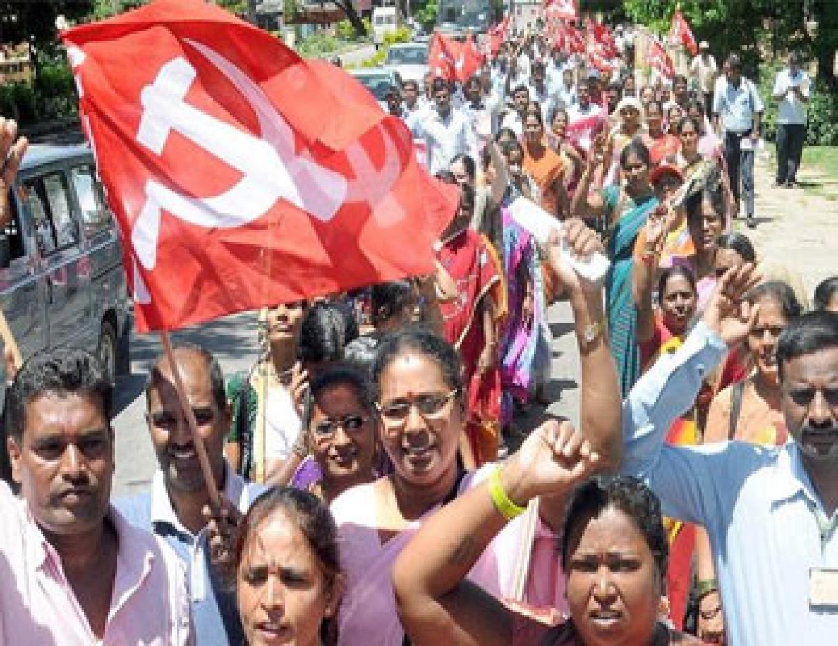 Central government employees slam anti labour policies