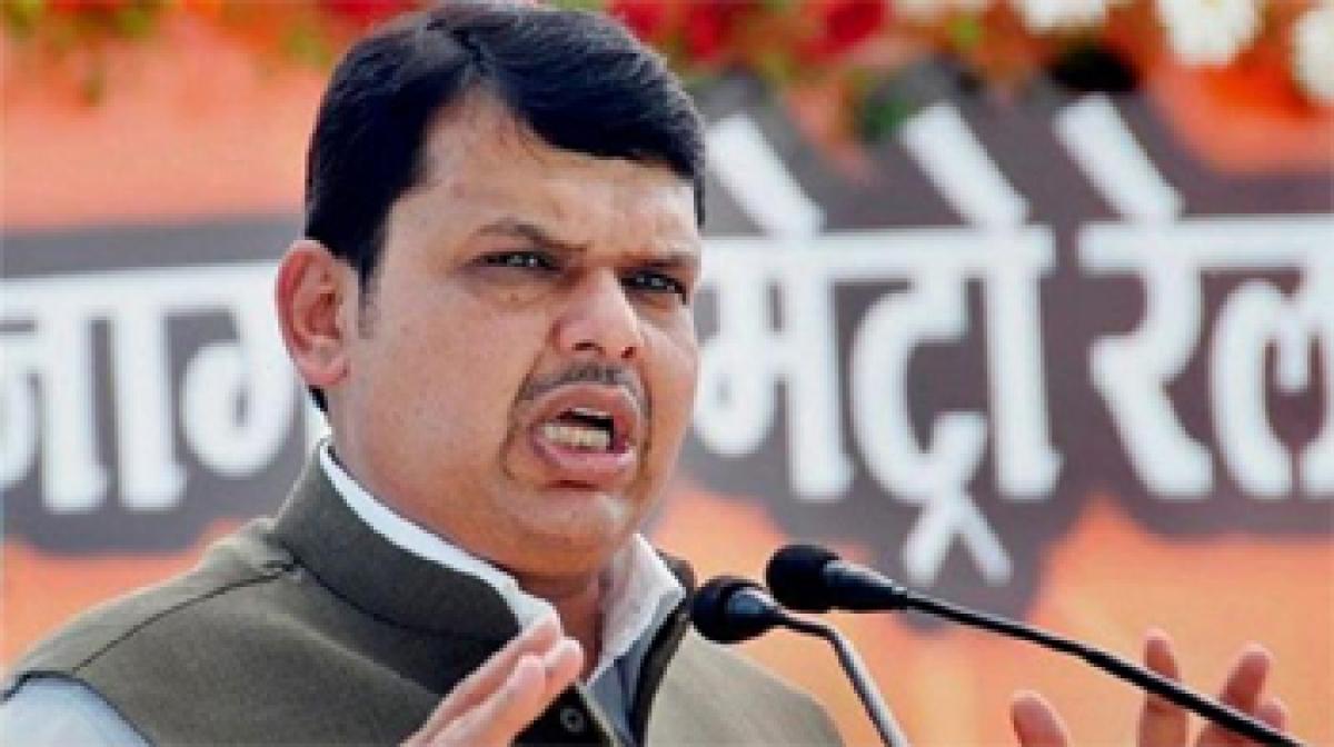 Mumbai tops in assaulting policemen on duty: Fadnavis