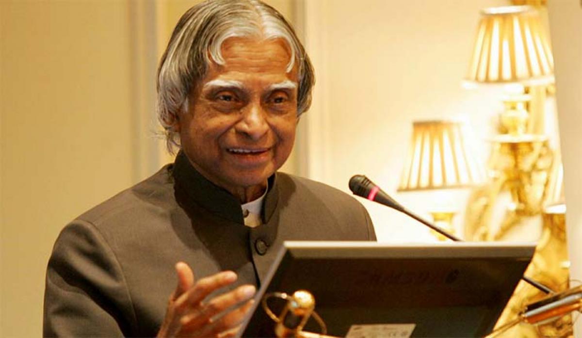 Reminiscences of President Mukherjee on Former President of India Dr. A.P.J. Abdul Kalam As conveyed to media on board his aircraft Enroute to Delhi from Bangalore