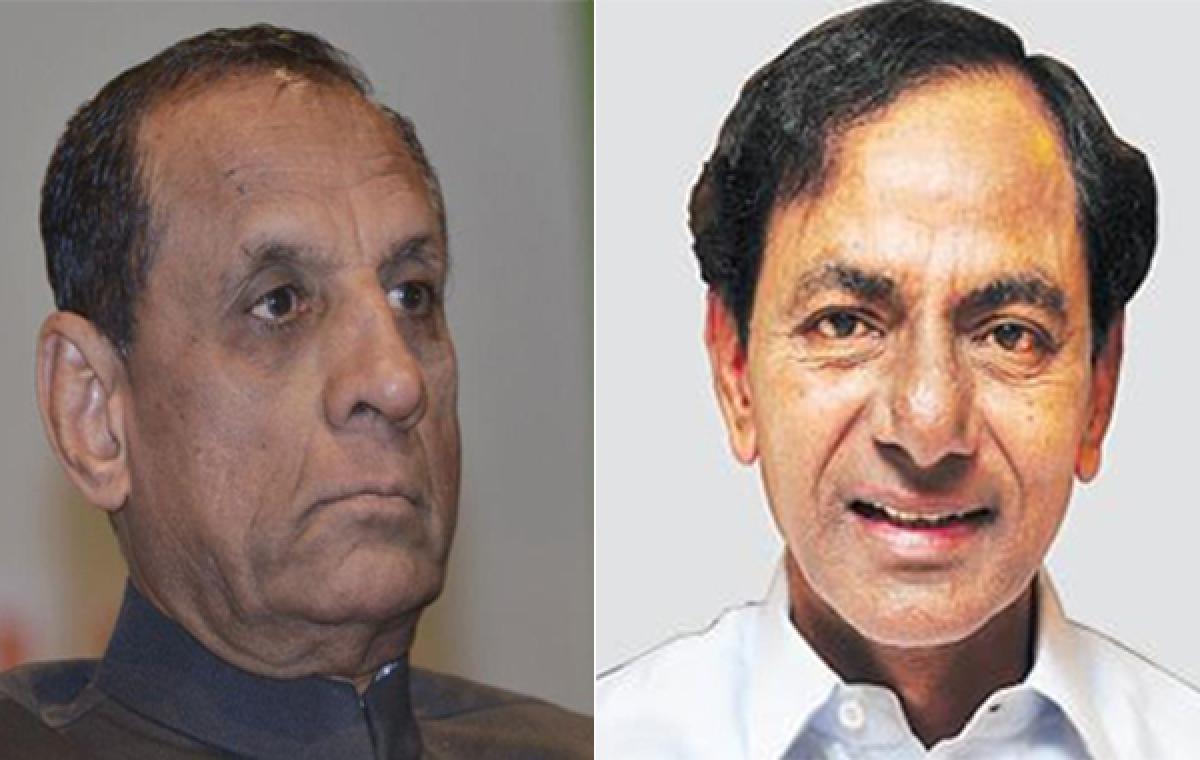 Governor Narasimhan heaps praises on KCR