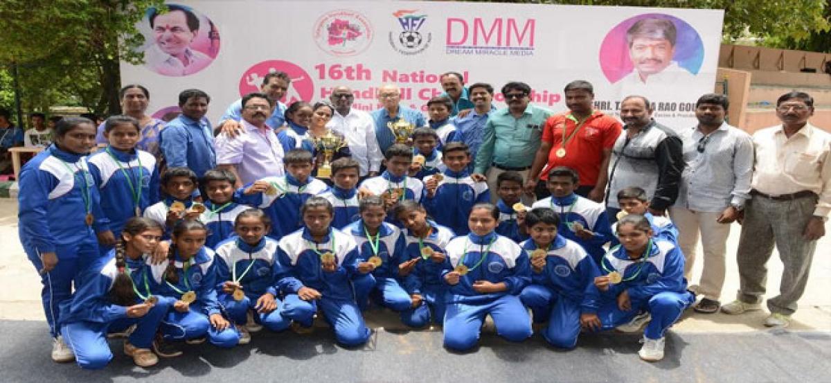 Telangana State teams score handball double