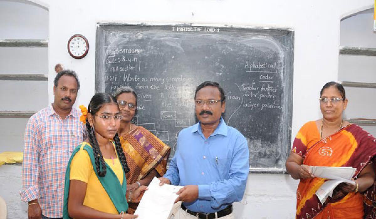 Caste, income certificates distributed