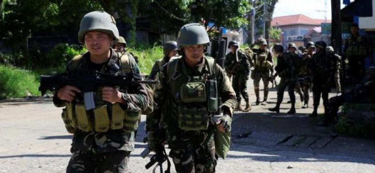 Philippines army struggles as city siege enters fourth week