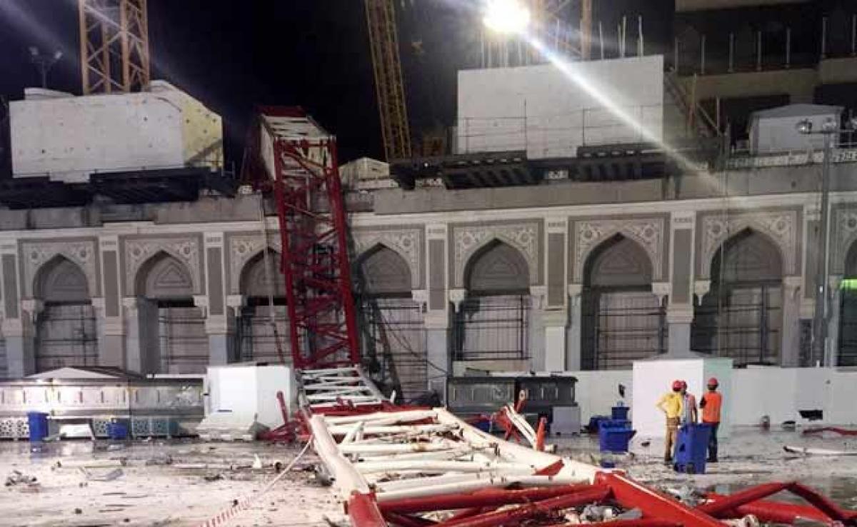 And Then I Heard Thunder: Witnesses Recall Mecca Crane Crash Horror