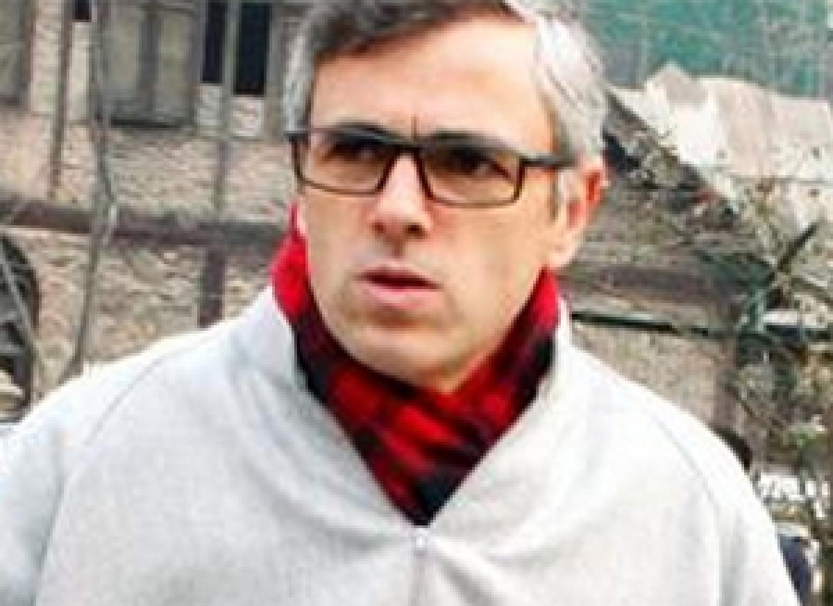 Omar compliments Centre for continuing dialogue with Pak