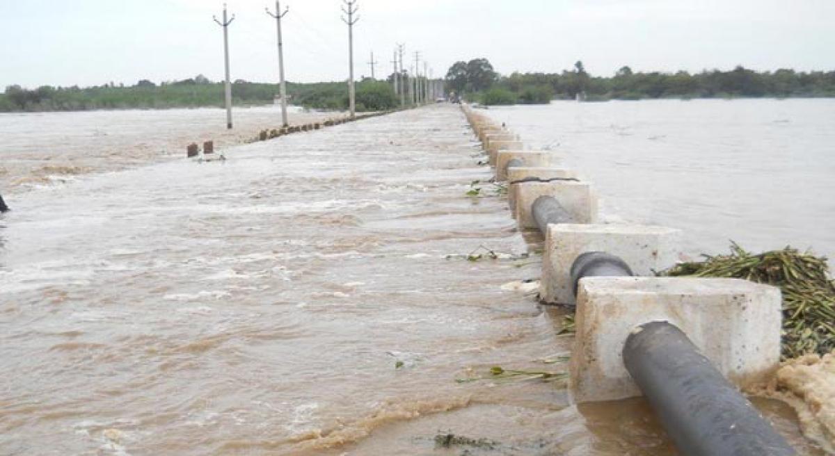 Heavy rains continue to batter six districts