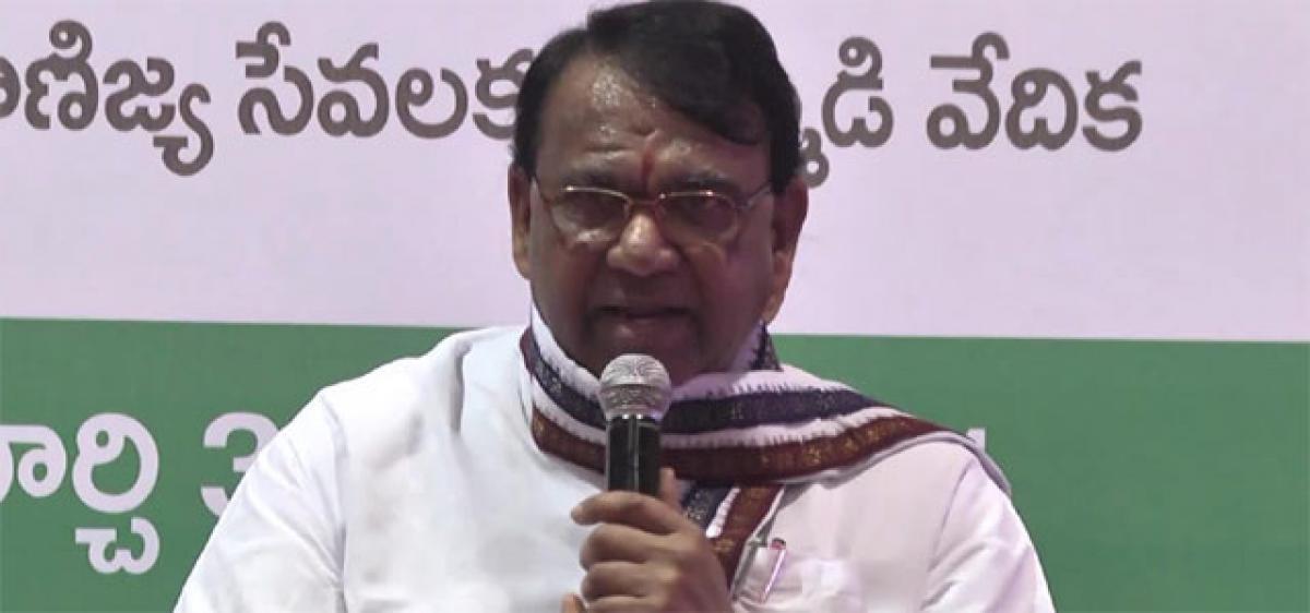 Handcuffing farmers is a mistake, admits Pocharam