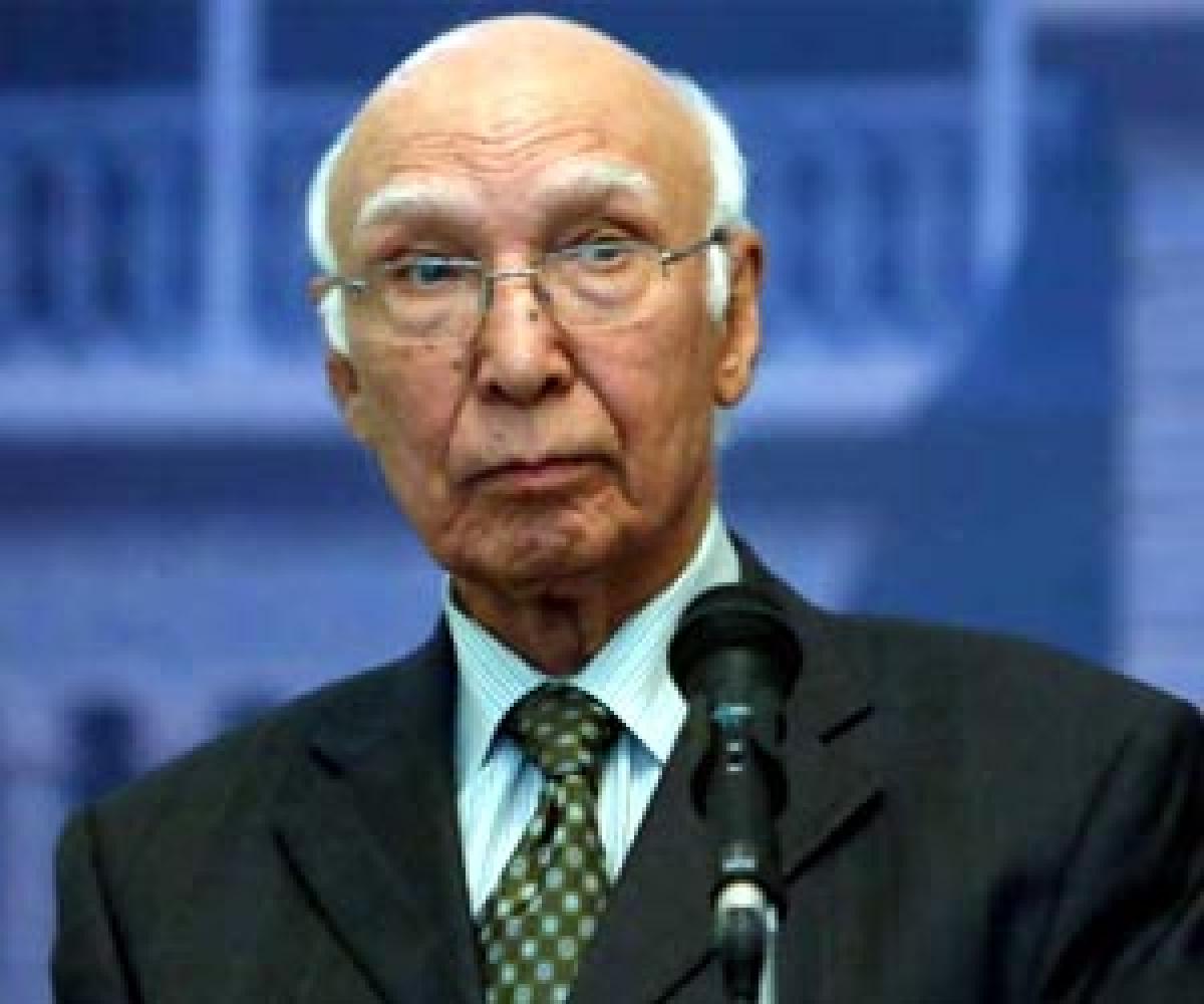 India should talk on all issues including Kashmir: Pakistans Sartaj Aziz