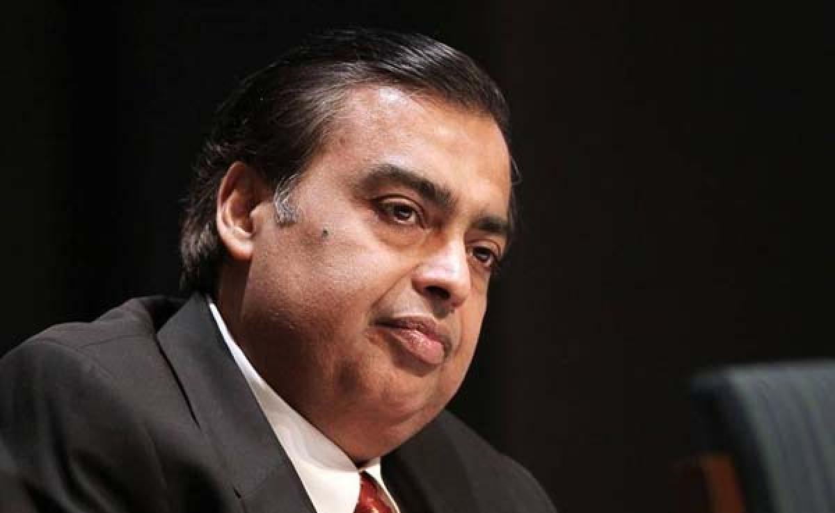 Mukesh Ambani supports Pak artistes ban, says Am Indian First