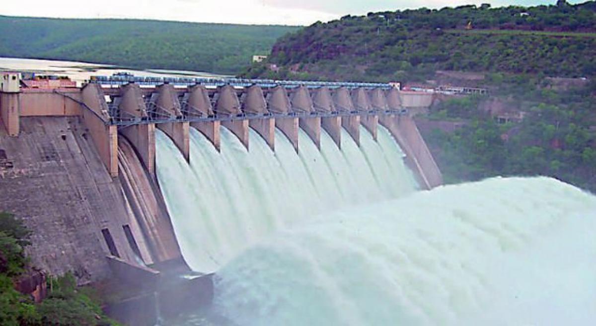 Heavy inflows into Srisailam dam