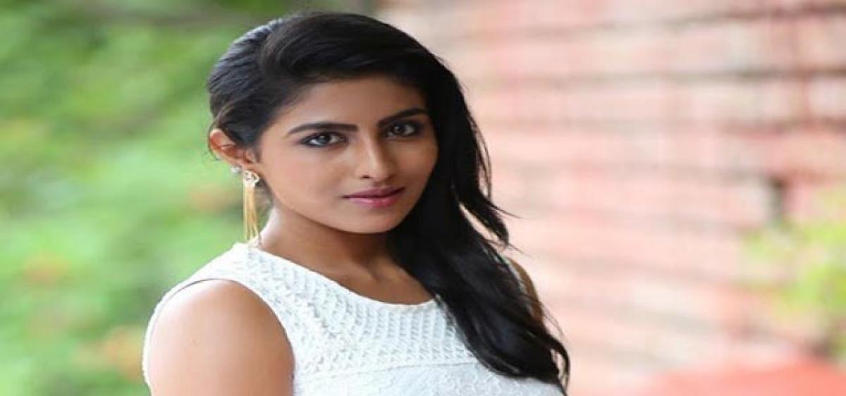 Kruthika to make Tamil debut opposite Arya