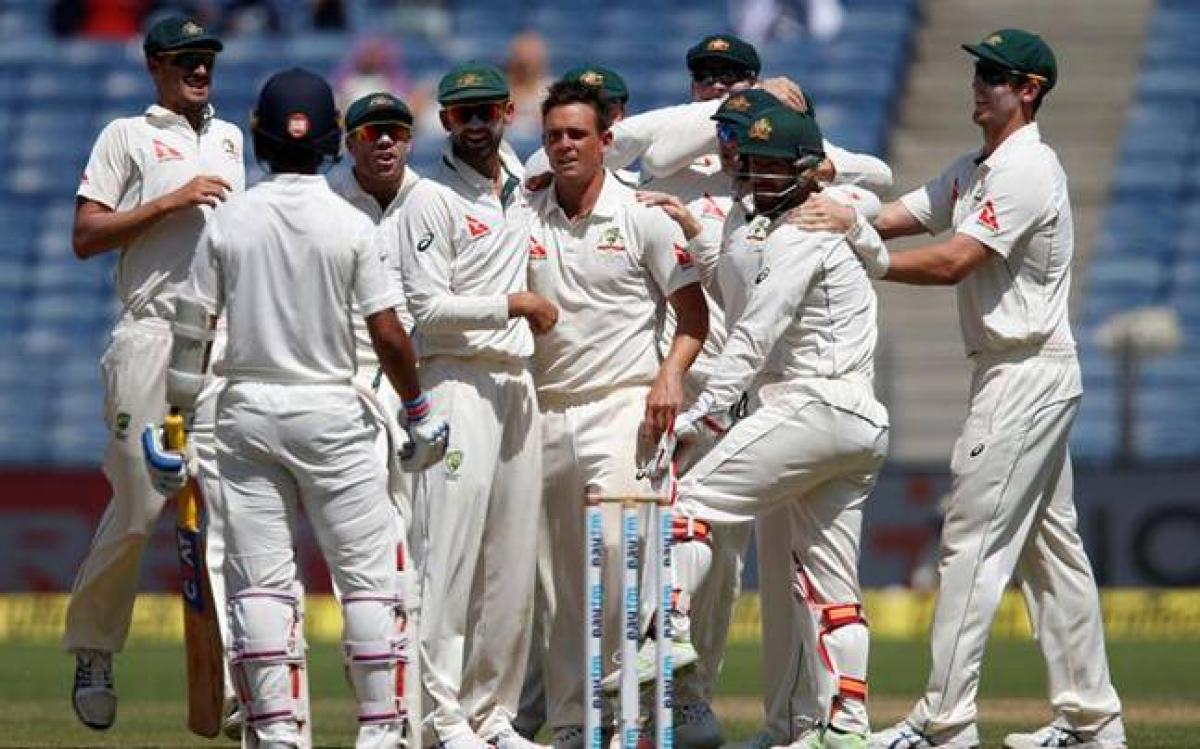 Australia take a commanding lead of 298 runs over India at stumps