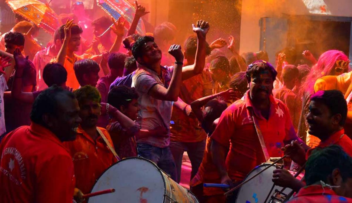 In Pics: This is how India and the World Celebrated Holi