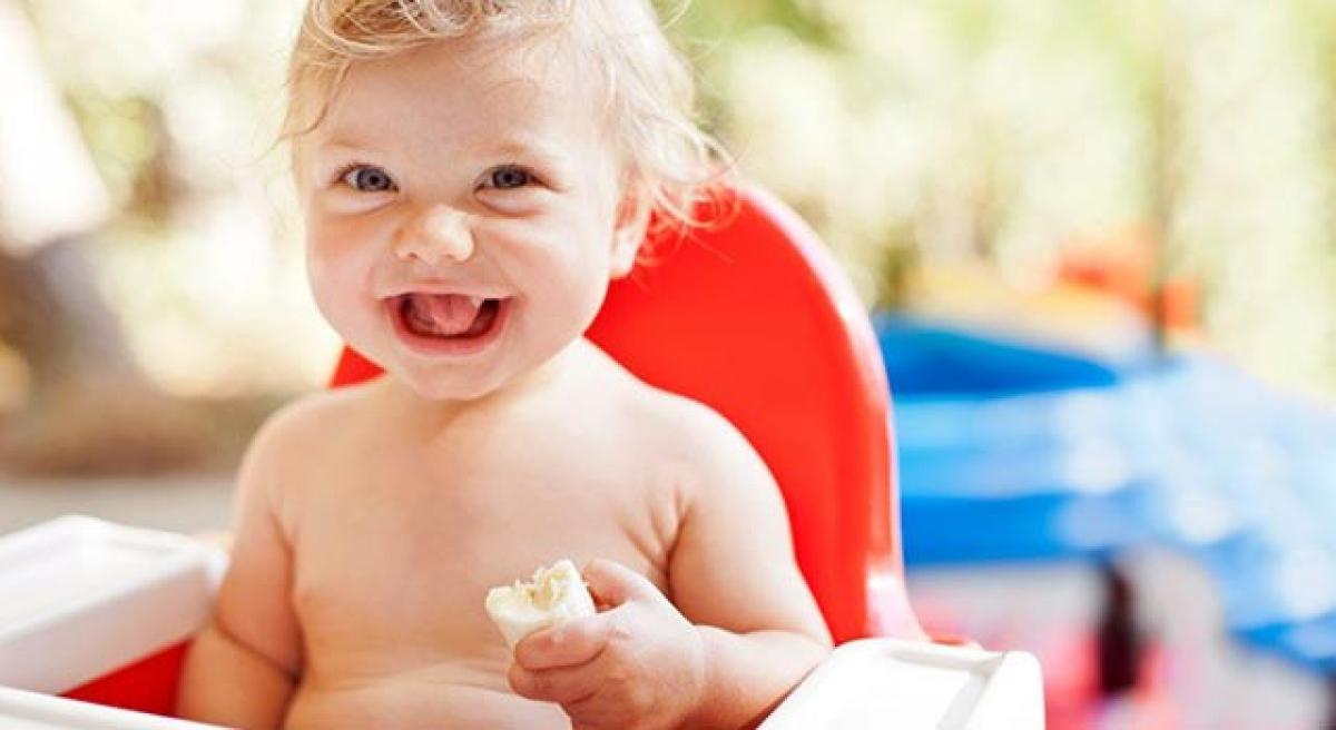 Eating eggs, peanuts early may ward off food allergies in babies