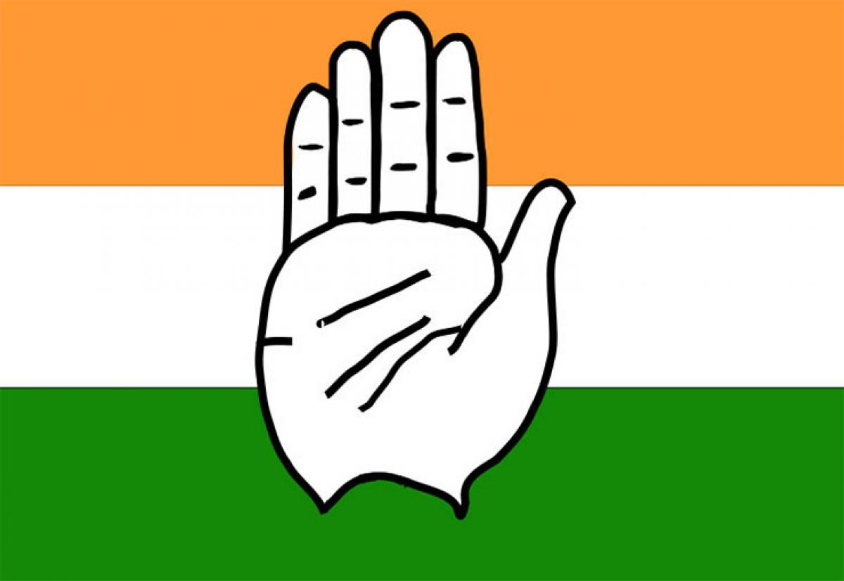 Congress mounts pressure on BJP Govt over Modi issue