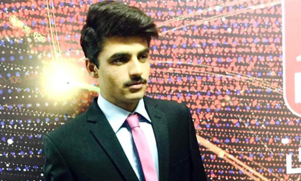 Chaiwala from Pakistan lands into modelling