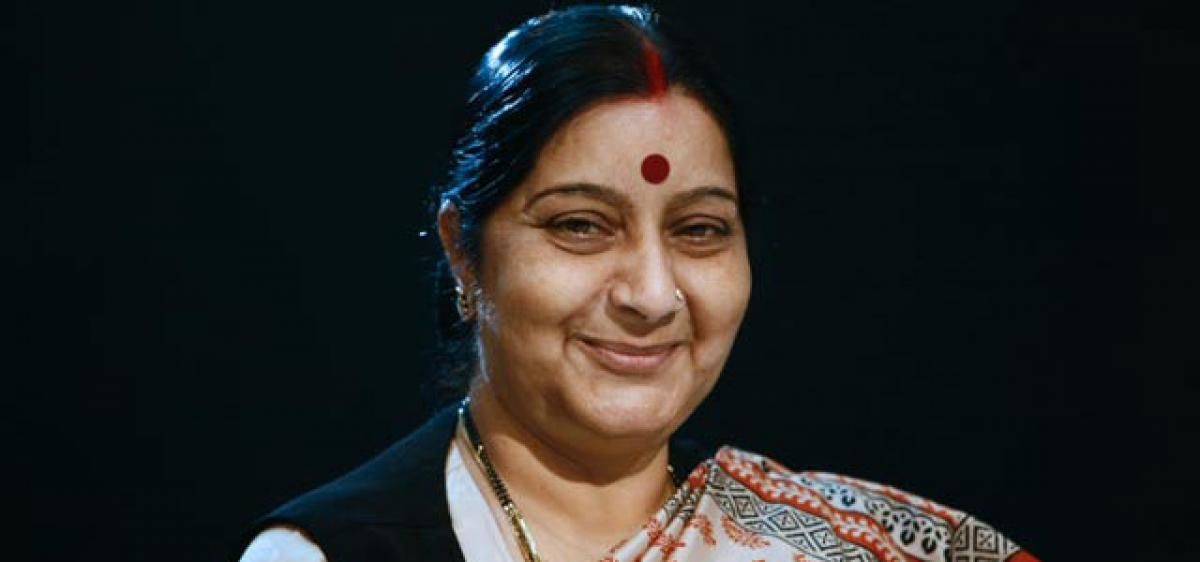 Sushma seeks report about Hyderabad woman stranded in Pakistan