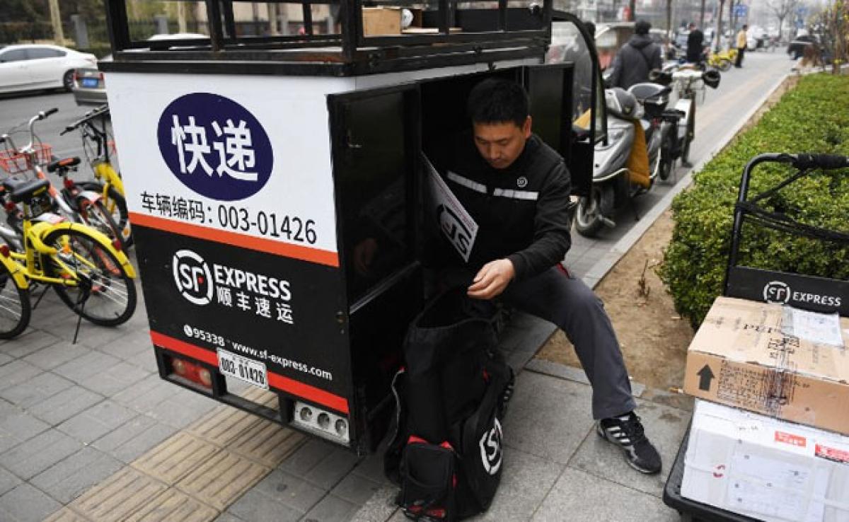 The Illegal Deliveryman Who Became One Of Chinas Richest Men