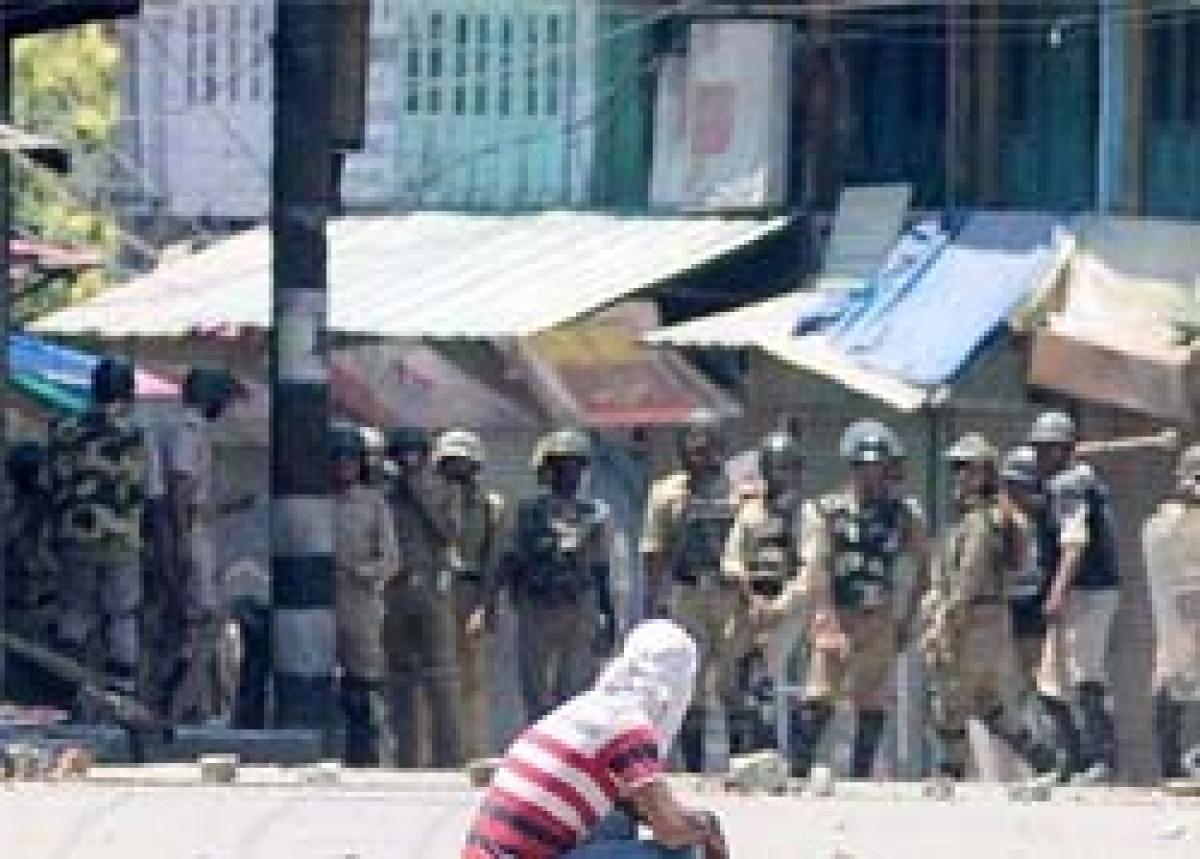 Local Kashmiri youth taking up guns a new challenge