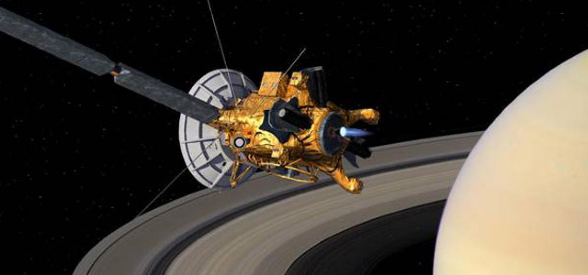 Cassini set for second dive between Saturn and its rings