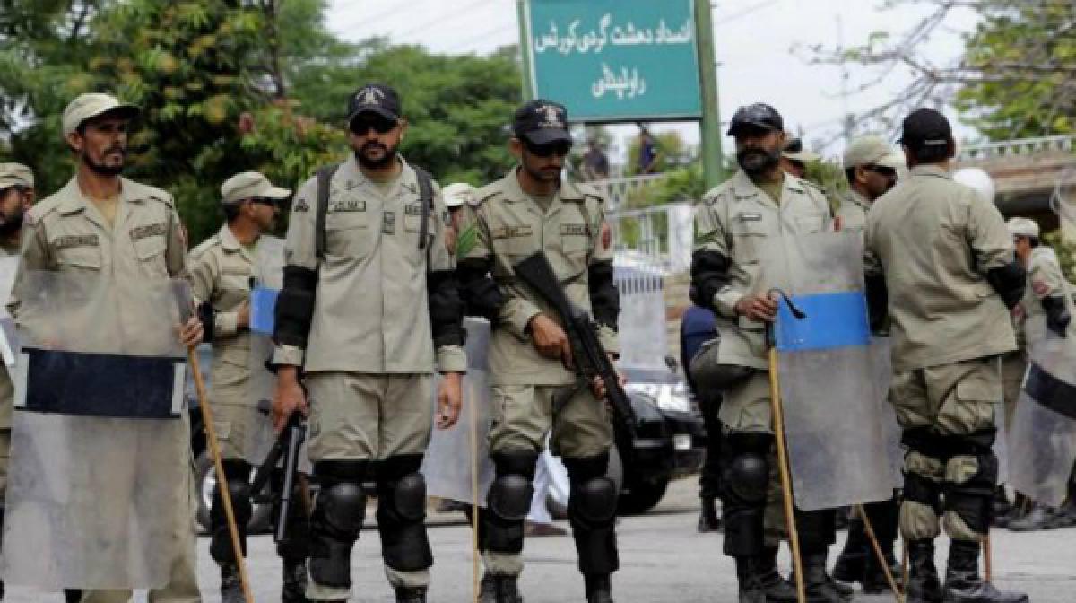 Sunni and Shiite Muslims leaders detained in probe over Karachi attacks by Pakistani Police