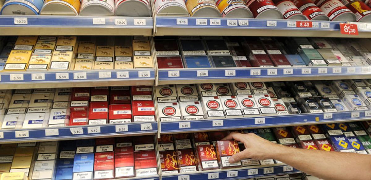 Hiding cigarettes at stores cuts teenagers smoking risk