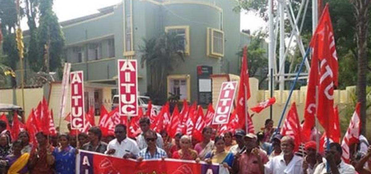 Khammam Municipal workers protest seeking hike in salaries