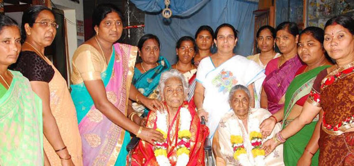 Fight for rights, Mahila Congress tells women