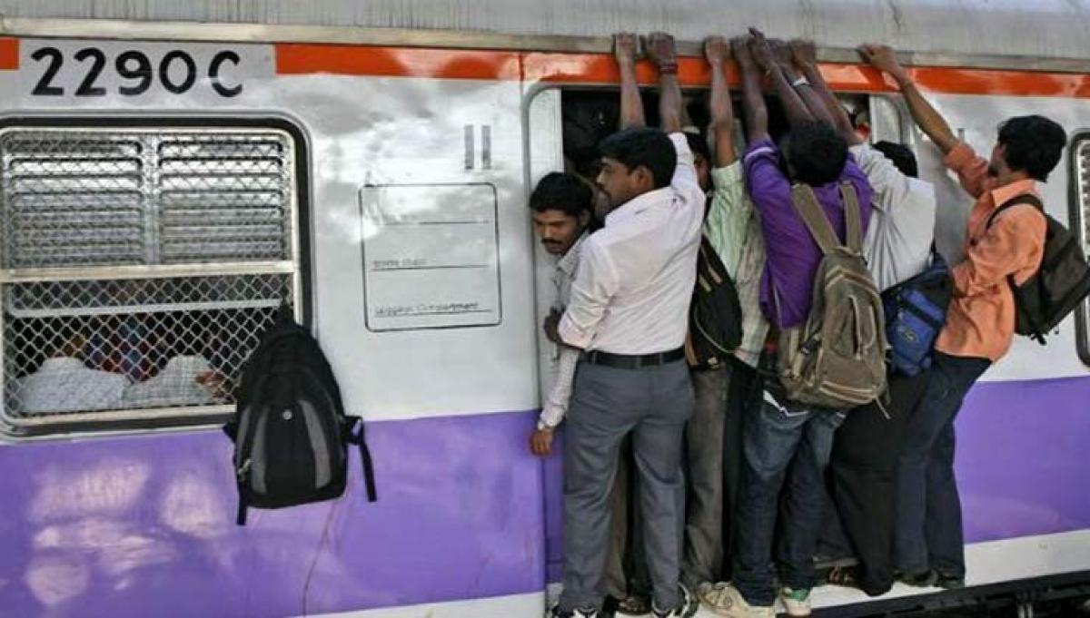 Deaths due to fall from overcrowded local trains go up: RTI