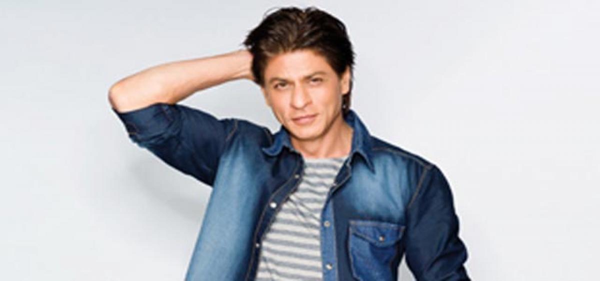 SRK to be conferred with national yash chopra memorial award