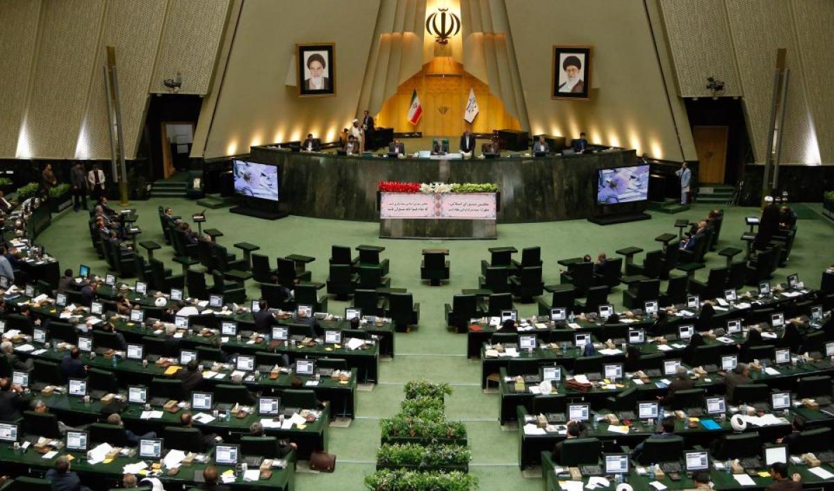 3 Dead In Iran Parliament, Tomb Shootings. Woman Suicide Bomber Involved