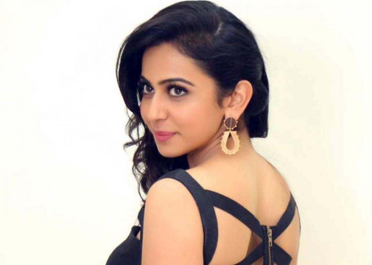 Rakul gets 1cr in her Tamil comeback