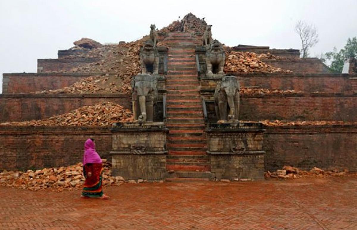 Safety worries as earthquake-hit Nepal reopens heritage sites