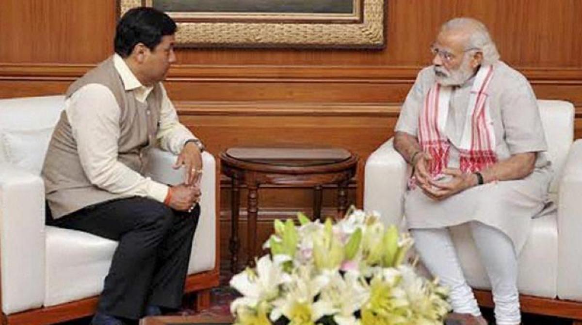 Sarbananda Sonowal Meets Modi, Discusses Govt Formation In Assam