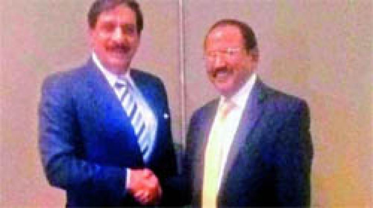 India, Pakistan discuss Kashmir and terrorism in Bangkok