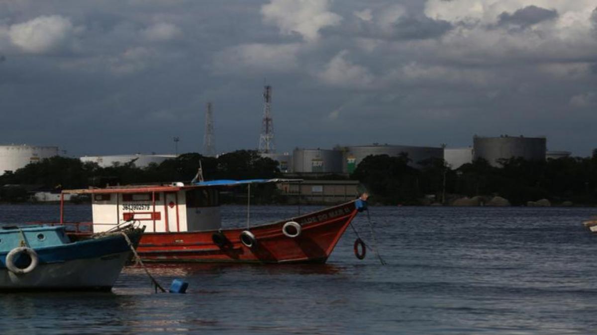 Pakistan marines capture 18 Indian fishermen off Gujarat coast