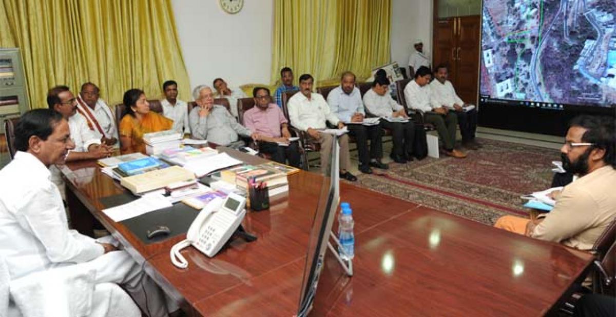 KCR directs officials to lay 6-lane road around Yadadri