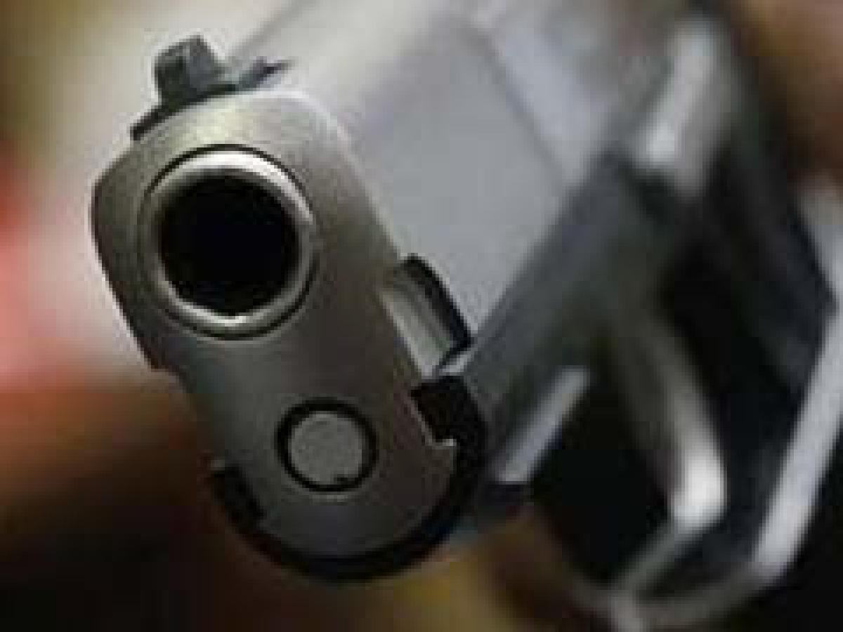 Delhi cop accidentally shoots himself dead