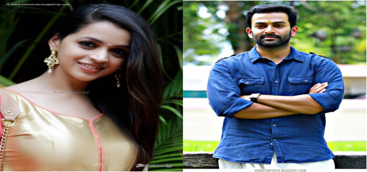 Bhavana back to work, wins praise from Prithviraj