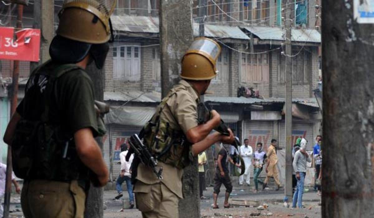 Curfew imposed in Srinagar as Separatist called out for a march 