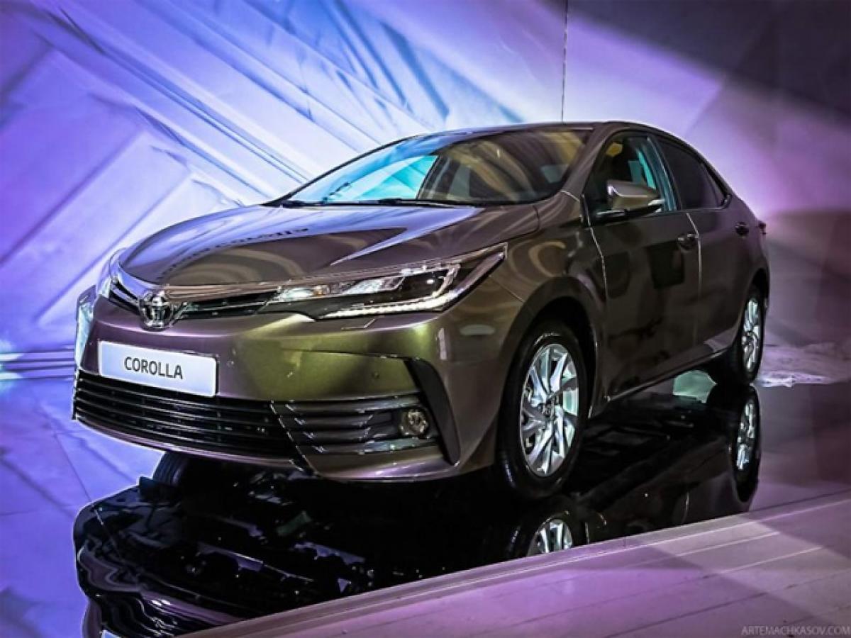India launch date of New Toyota Corolla Altis Facelift announced