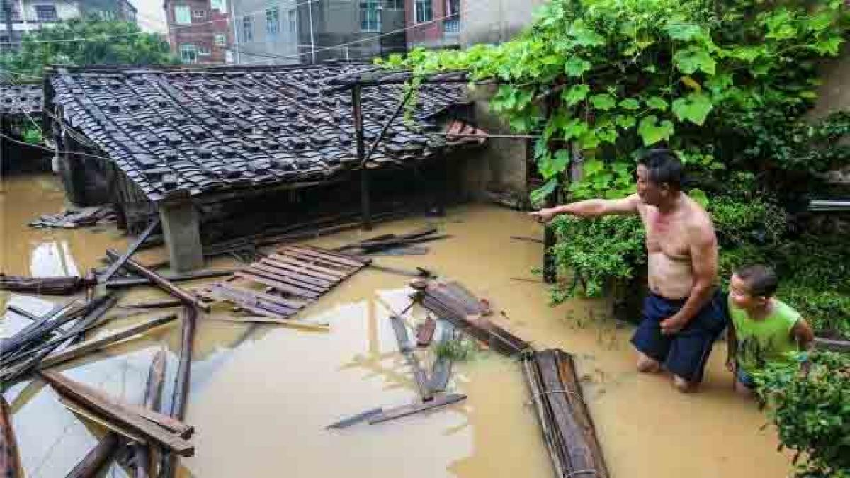 China: Five people go missing as typhoon Nepartak wrecks havoc