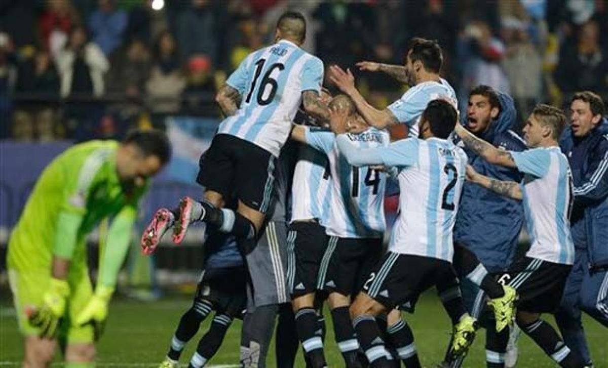 Argentina barge into Copa America semifinal