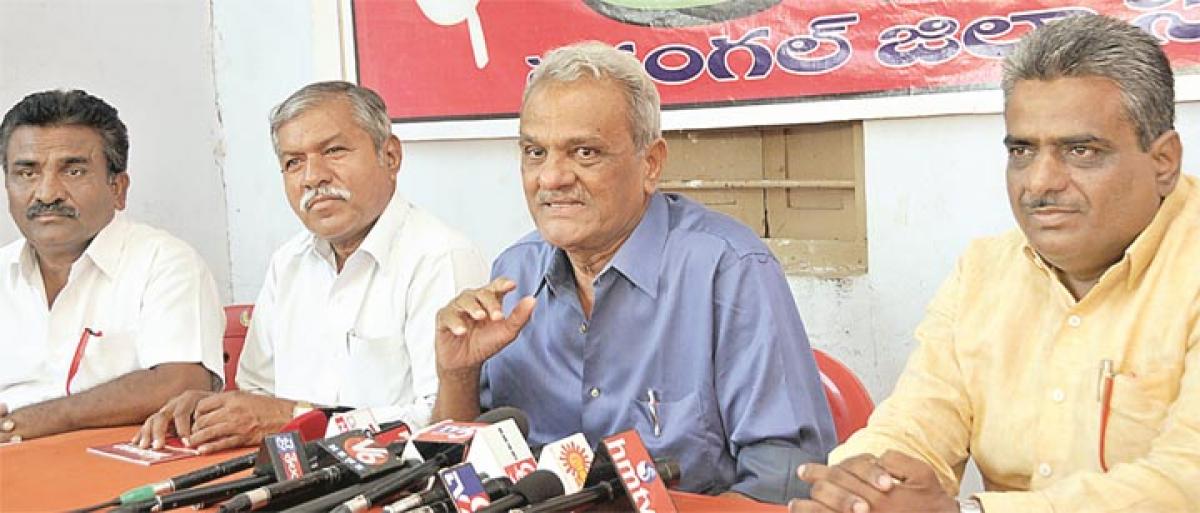 Real Telangana activists insulted: CPI