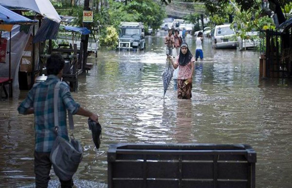 At least 10 dead in Myanmar floods