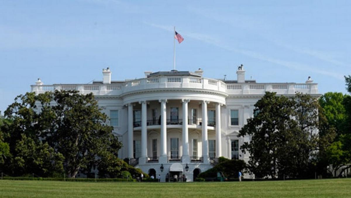 Bomb threat prompts evacuation of White House reporters