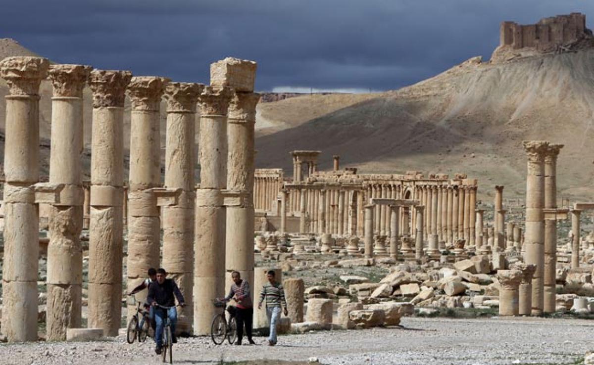 Islamic State Destroys 2000-Year-Old Lion Statue in Syrias Palmyria