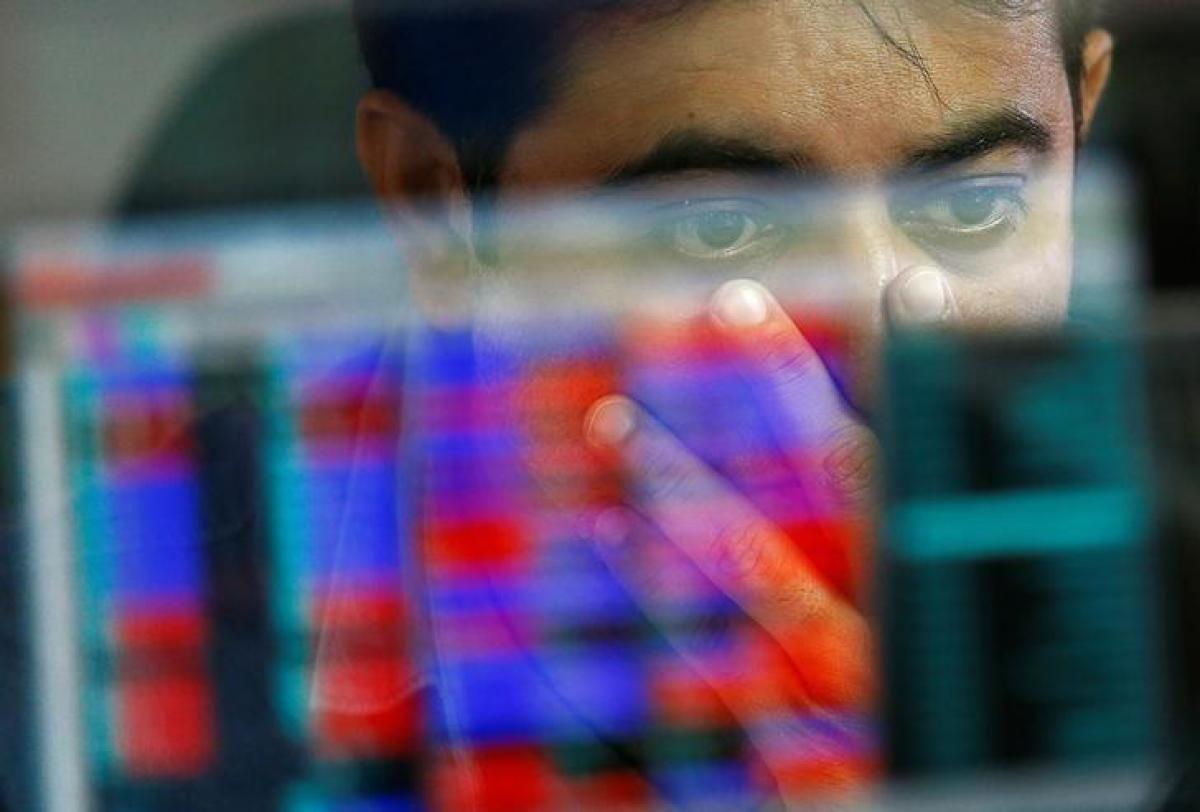 Sensex rises for second day; banks gain