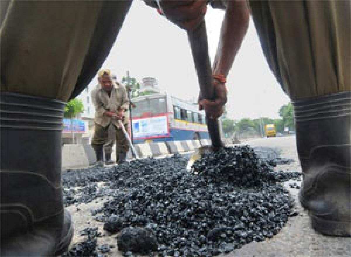 GHMC to repair all roads by December