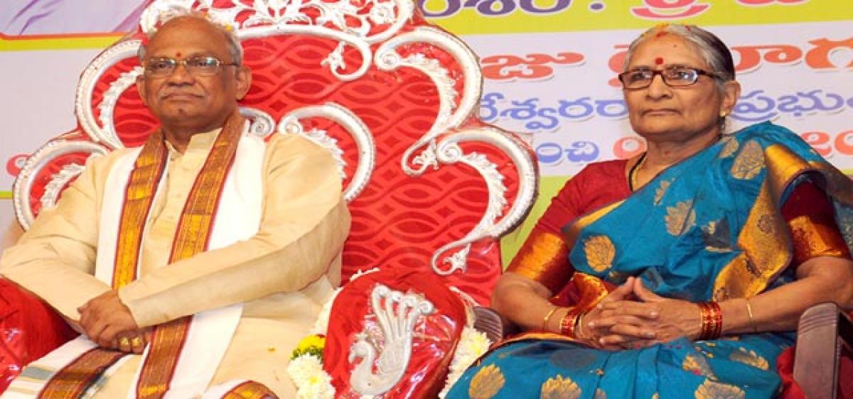 Mallapragada conferred Pravachana Ratnakara